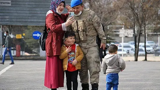Suriye'den Yurda Dönen Komandolar Aileleriyle Buluştu