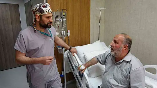 Tansiyon şikayetiyle gittiği hastanede böbreğinde tümör olduğunu öğrendi, kapalı yöntem ile sağlığına kavuştu