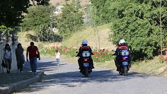 Harput Mahallesi, Motorize Jandarma huzur Timi'nin gözetiminde