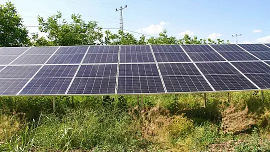 Tasarruf etmek için GES kurdu, günlük 360 kilowatt elektrik boşa gidiyor