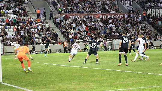 TFF 2. Lig: Elazığspor: 3 - Nazillispor: 1