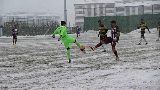 TFF 3. Lig: ES Elazığspor: 1 - Ağrı 1970 Spor: 0