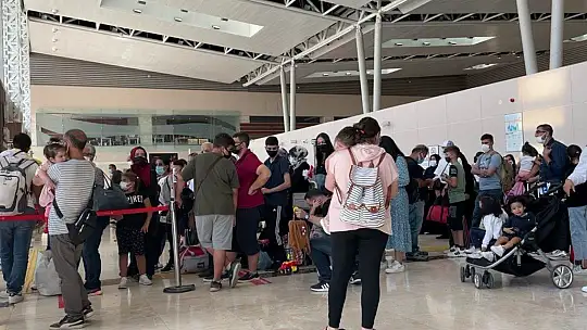 THY'nin Anadolu'dan yaptığı seferlerdeki gecikmeler aktarmalı yolcuları zora sokuyor