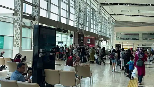 THY'nin Anadolu'dan yaptığı seferlerdeki gecikmeler aktarmalı yolcuları zora sokuyor