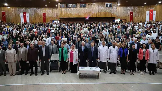 Tıp Fakültesi öğrencileri beyaz önlüklerini giydi