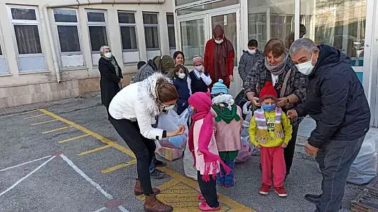 TKKD'den ihtiyaç sahiplerine yardım