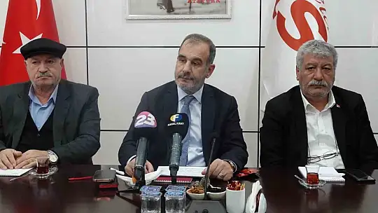 Toplantıda depreme yakalanan katılımcılar 'besmele' çekti