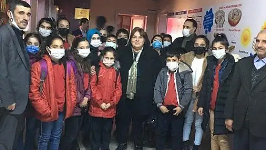 TTKD 'den kütüphane desteği
