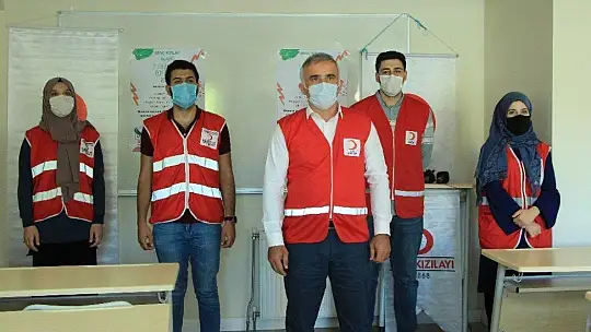 Türk Kızılayı'ndan dezavantajlı öğrencilere ücretsiz eğitim desteği