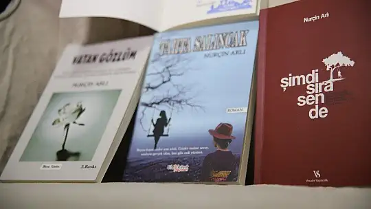 Hastanede 3 Makinaya Bağlıyken 3. Kitabını Çıkardı!..