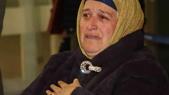 Ukrayna'dan tahliye eden Ahıska Türkleri Elazığ'a getirildi