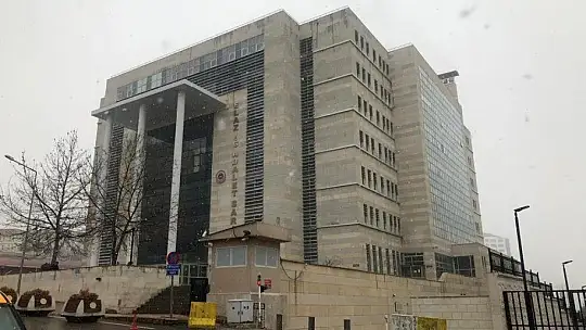 Üzerinden uyuşturucu çıkan şüpheli gözaltında
