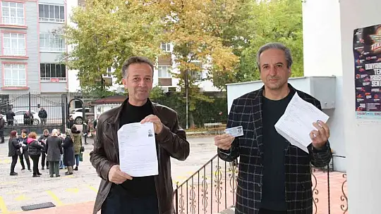 Uzun yıllar sonra sınava giren öğretmenlerden öğrencilere uyarı