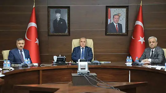 Vali Hatipoğlu, 'Afet risklerini azaltma çalışmaları hayati derecede büyük bir öneme sahiptir'