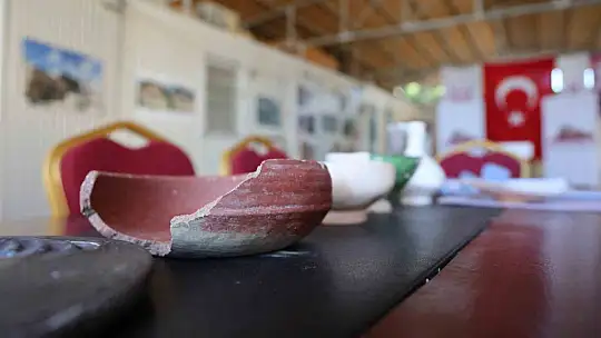 Vali Hatipoğlu, Harput Kalesi'ndeki kazı ve restorasyon çalışmalarını inceledi