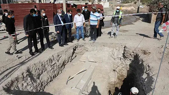 Vali Toraman, kentsel dönüşüm alanında incelemelerde bulundu