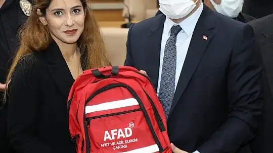 Vali Toraman, muhtarlarla bir araya geldi