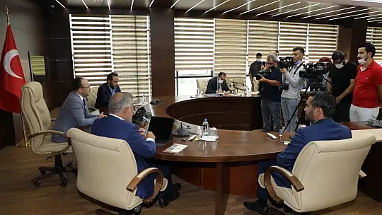 Vali Yırık: 'Çocuklarımız yıkılmış okullarının yerine yapılan okullarını bulmuş olacaklar'
