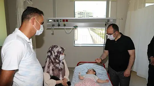 Vali Yırık, yaralı işçileri ziyaret etti