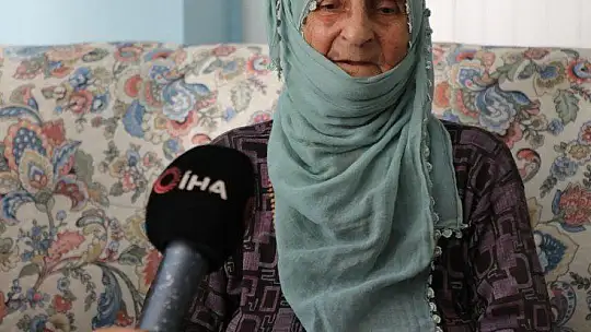 Vali Yırık, Zafer Bayramı'nda 99 yaşındaki Pembe nine ile bir araya geldi
