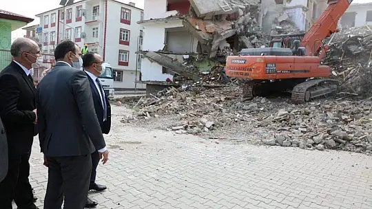 Vali Yırık,incelemelerde bulundu