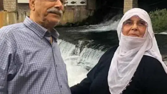 Virüsten aynı aileden 5 kişi 20 gün içinde vefat etti, çocukları herkesi uyardı