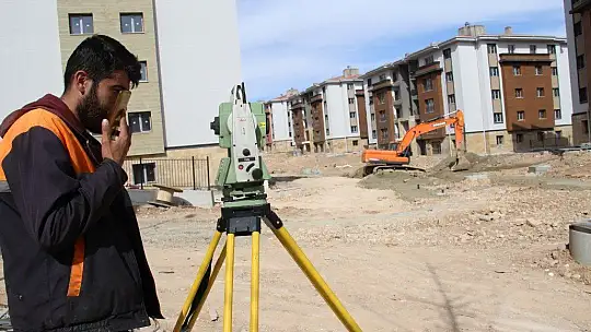 Yarım asırlık evlerden yeni konutlara Elazığ'da dönüşüm sürüyor
