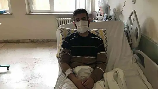 Yaşı küçükken veremediği böbreği büyüyünce verdi.