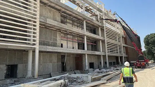 Yeni Elazığ Stadyumu yıl sonunda hazır