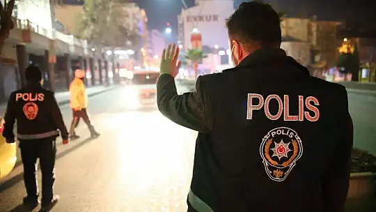 Yılbaşı kısıtlamasıyla deprem bölgesi Elazığ'da sessizliğe büründü