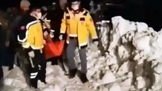 Yollar kapandı