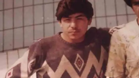 Yurt dışına giden ağabeyinden 33 yıldır haber alamıyor
