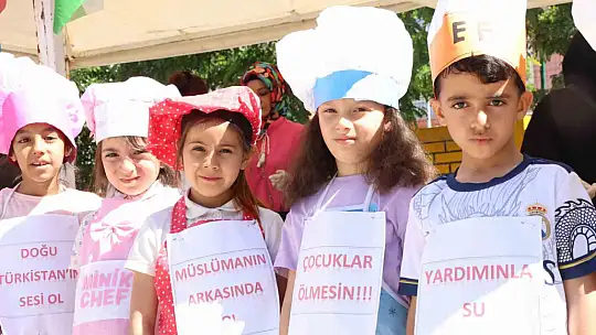 Yüzlerce öğrenci ve veliden anlamlı etkinlik