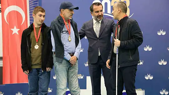 Yüzyılın hamlesinde dereceye giren sporcular ödüllendirildi