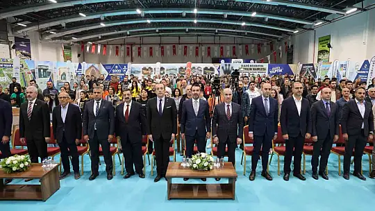 Yüzyılın hamlesinde dereceye giren sporcular ödüllendirildi