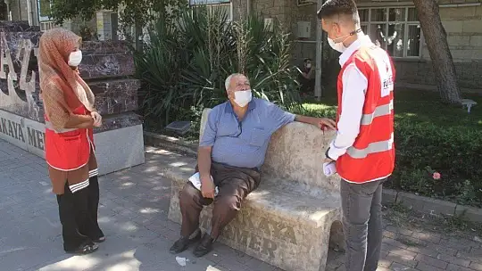 Zafer Bayramı'nın 98'inci yılında 98 gönüllüden kan bağışı