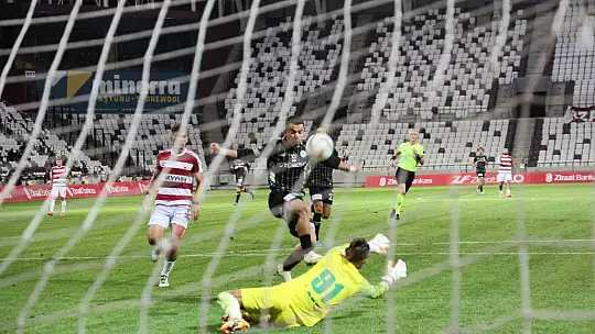 Ziraat Türkiye Kupası: 23 Elazığ FK: 0 - Konyaspor: 4