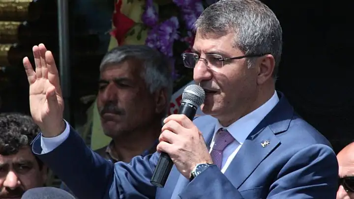 Serdar'dan Öğretmenler Günü Mesajı