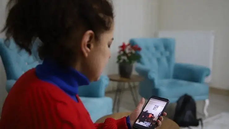 Annesinden Geriye Bir Tek Video Kaldı