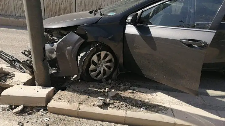 Bakan konvoyunda kaza, polisler ve haberciler yara almadan kurtuldu