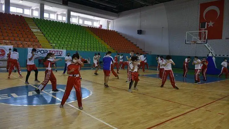 DAN Kuşak sınavları Elazığ'da yapıldı