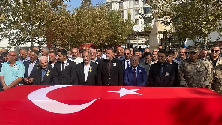 Elazığ'da 70 yaşındaki Kıbrıs gazisi son yolculuğuna uğurlandı