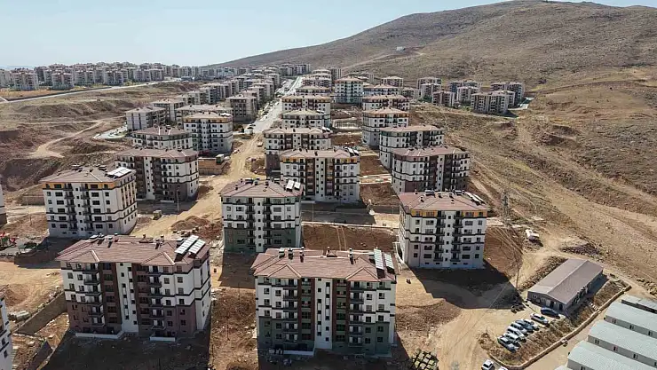 Elazığ'da deprem konutları yüzde 90 tamamlandı