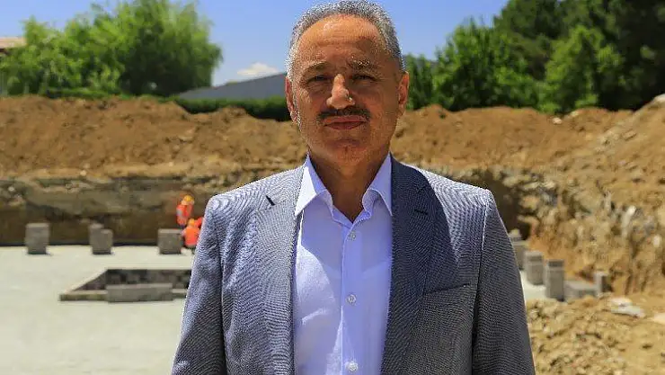 Elazığ'da deprem sonrası yıkılan okulların yerine 500 derslik