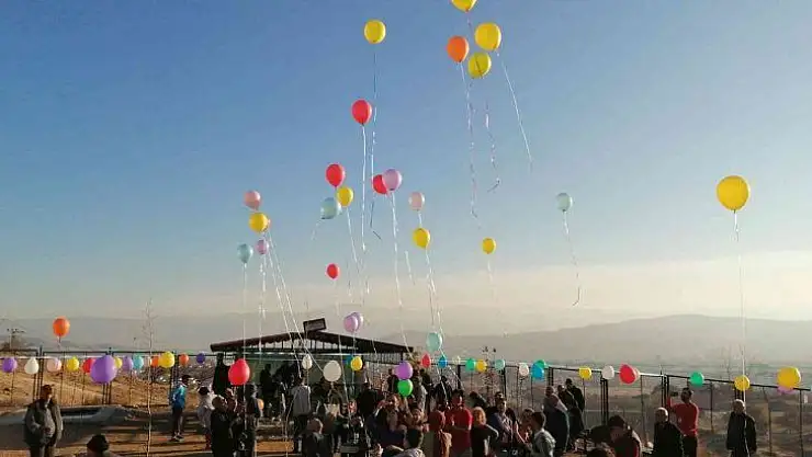 Elazığ'da engelliler doyasıya eğlendi
