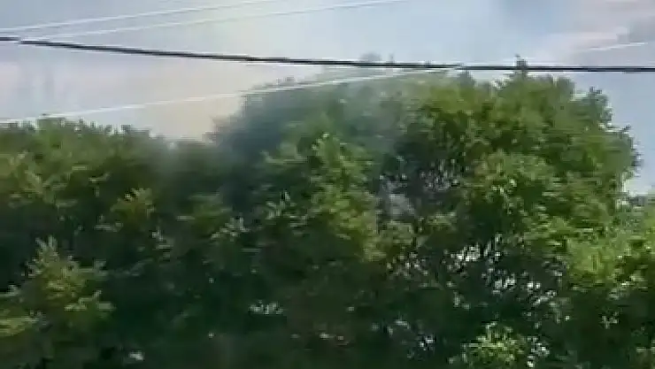 Gençler yangın büyümesin diye seferber oldu