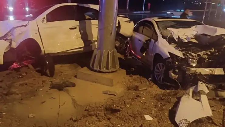 İki otomobil çarpıştı: 1 yaralı