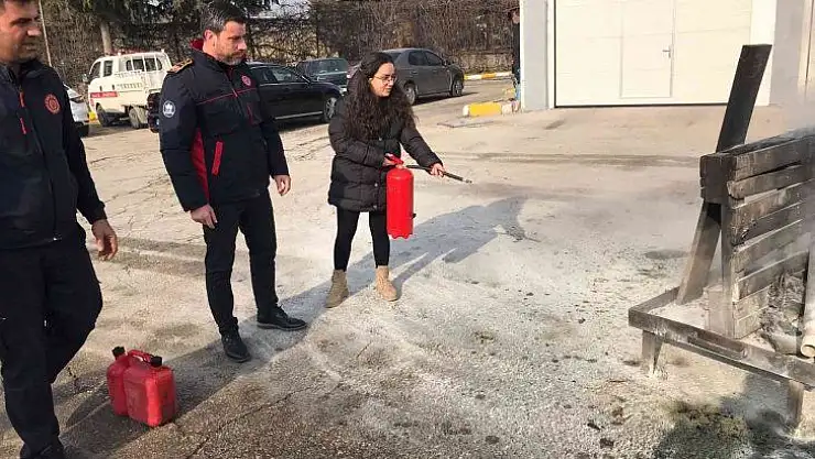 Öğrencilerine yönelik yangın eğitimi