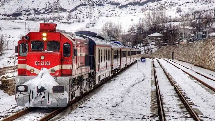 Elazığ-Tatvan arası tren yolculuğu