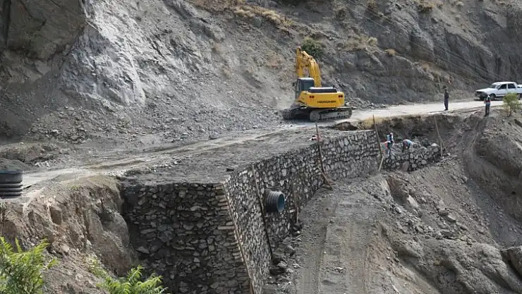 Şeyh Ali Sebti Hazretleri Türbesi Yolu Çalışmaları Devam Ediyor